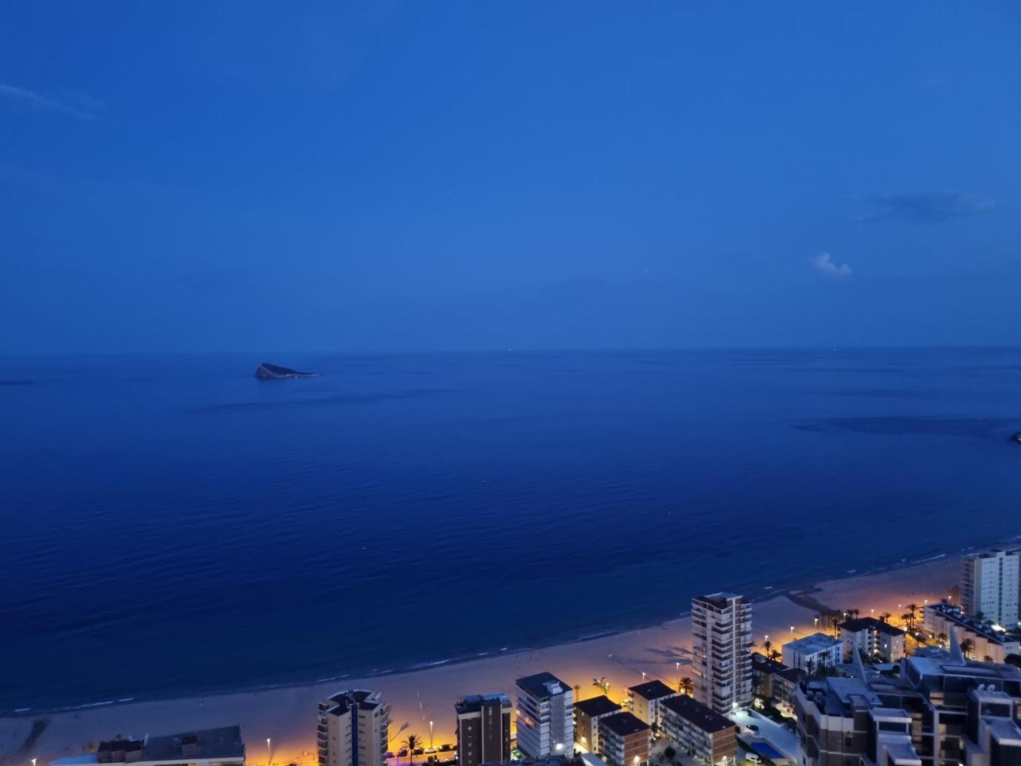 Floor 32! Intempo Luxury Daire Benidorm Dış mekan fotoğraf