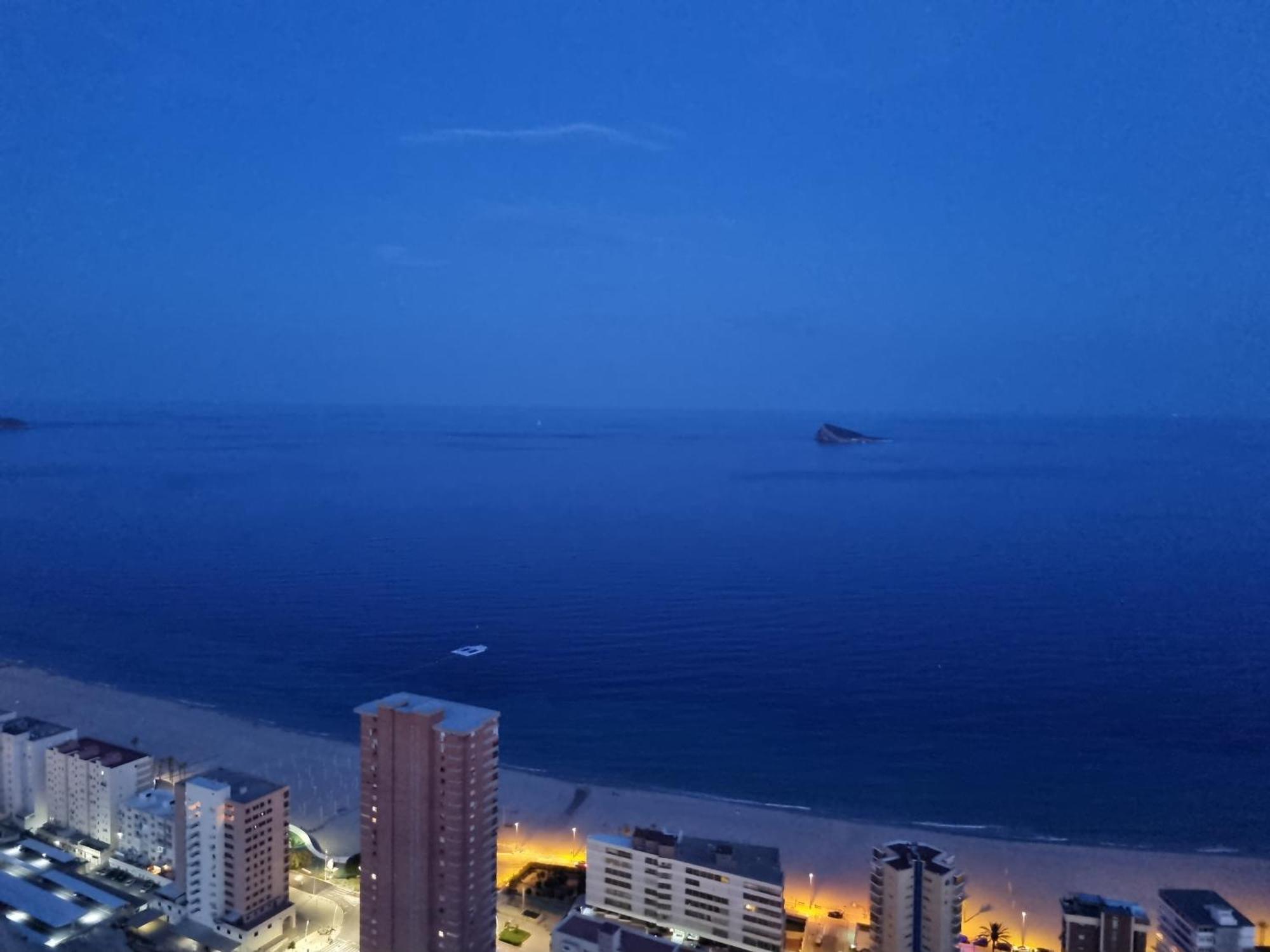 Floor 32! Intempo Luxury Daire Benidorm Dış mekan fotoğraf